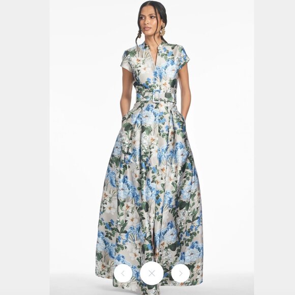 Sachin + Babi Dresses & Skirts - Sachin & Babi Marta Gown Dune & Dusk Floral Size 8- Worn Once, Not altered